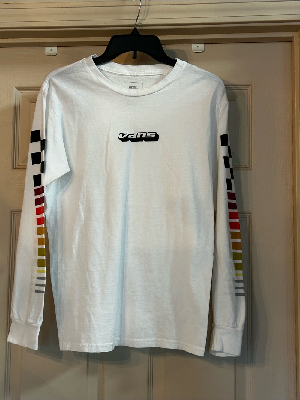 NWOT Vans White Long Sleeve Tee with Multicolor Stripe & Checker Sleeves Men’s S